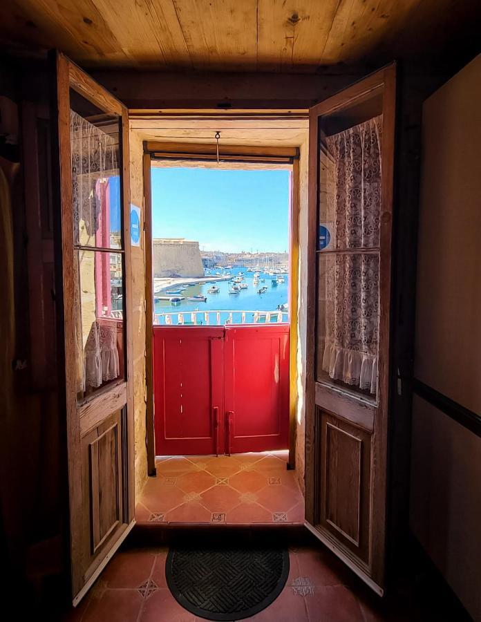 Вилла 1500 Little Pink House In Kalkara Creek Экстерьер фото