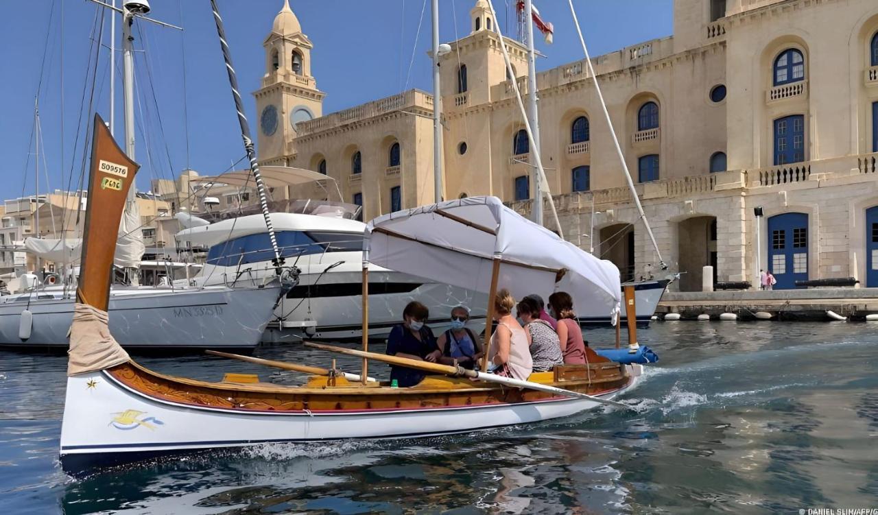 Вилла 1500 Little Pink House In Kalkara Creek Экстерьер фото
