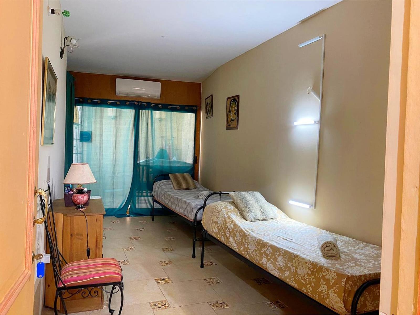 Вилла 1500 Little Pink House In Kalkara Creek Экстерьер фото